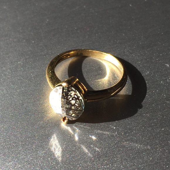 Gold Ring with Black Speckled Stone - Picture 1 of 3